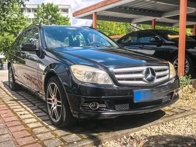 Gebraucht Mercedes C200 136 PS (100 kW) 2009 Schwarz Kombi