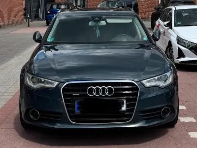 Gebraucht Audi A6 Ambiente 245 PS (180 kW) 2012 Blau Kombi