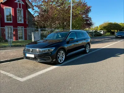 Gebraucht VW Passat GTE 218 PS (160 kW) 2020 Schwarz Kombi