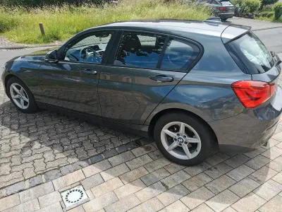Gebraucht BMW 118 Sport Line 136 PS (100 kW) 2018 Grau Kleinwagen