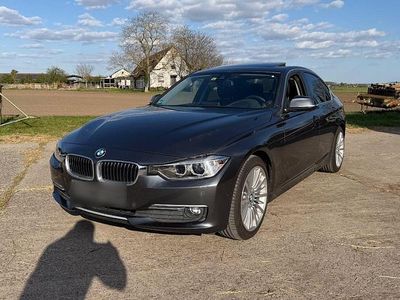 Gebraucht BMW 320 Comfort Edition 184 PS (135 kW) 2013 Grau Limousine