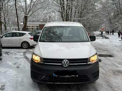 Weiß Gebraucht 2019 VW Caddy Maxi Van / Kleinbus | 13.000 € (Guter Preis)