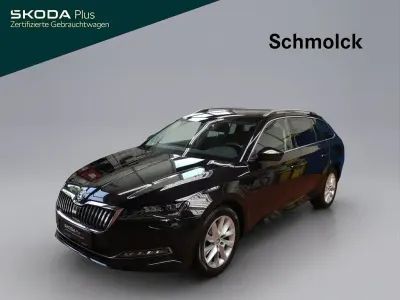 Gebraucht Skoda Superb Style 200 PS (147 kW) 2023 Blackmagic perleffekt Kombi