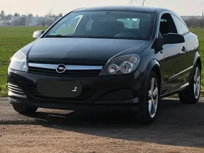 Gebraucht Opel Astra GTC 105 PS (77 kW) 2005 Schwarz Coupé