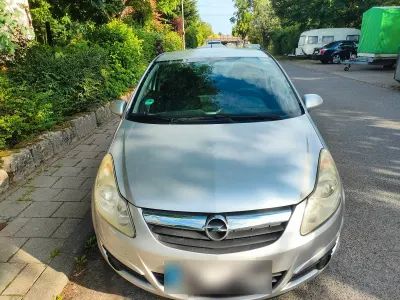 Gebraucht Opel Corsa Edition 60 PS (44 kW) 2009 Silber Kleinwagen