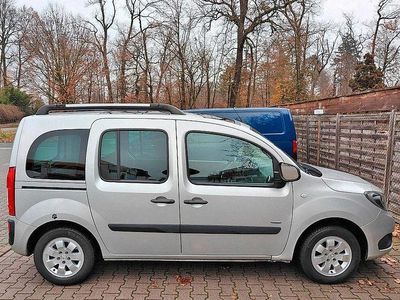 Mercedes Citan 111