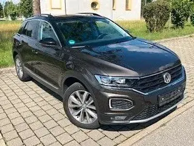 Gebraucht VW T-Roc Style 150 PS (110 kW) 2019 Braun SUV