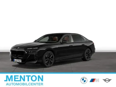Gebraucht BMW 740 299 PS (219 kW) 2025 Schwarz Limousine