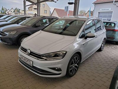 Używany VW Golf Sportsvan Join 131 KM (96 kW) 2018 Biały Minivan