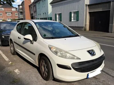 Occasion Peugeot 207 Filou 73 PK (53 kW) 2009 Wit Sedan
