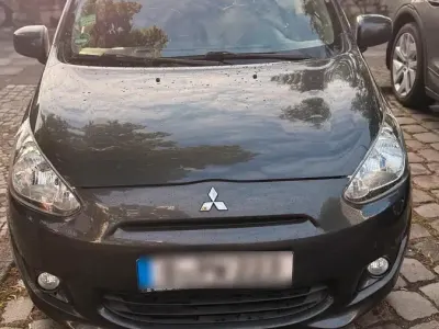 Gebraucht Mitsubishi Space Star 80 PS (58 kW) 2014 Grün Van / Kleinbus