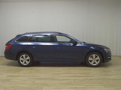 Usata Skoda Superb Ambition 150 CV (110 kW) 2022 Blu Station wagon