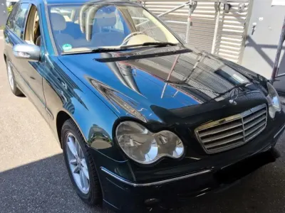 Gebraucht Mercedes C280 231 PS (169 kW) 2006 Grün Kombi