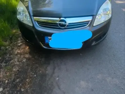 Używany Opel Zafira 150 KM (110 kW) 2010 Brązowy Minivan