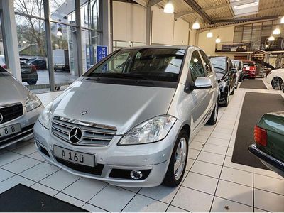 Gebraucht Mercedes A160 Avantgarde 95 PS (69 kW) 2010 Silber Limousine