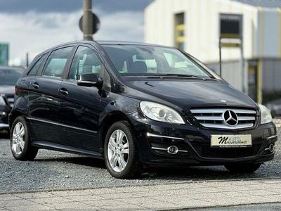 Gebraucht Mercedes B200 136 PS (100 kW) 2010 Schwarz Van / Kleinbus