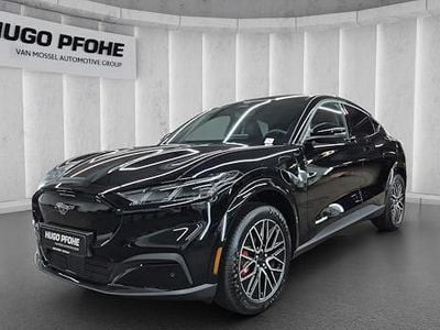 Absolute black Neu 2025 Ford Mustang Mach-E Extended Range SUV | 57.040 €