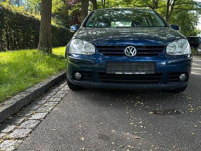 VW Golf V