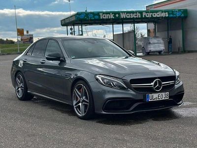 Grau Gebraucht 2017 Mercedes C63S AMG AMG Limousine | 47.000 € (Fairer Preis)