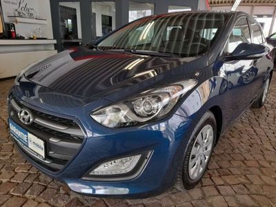 gebraucht Hyundai i30 blue Trend