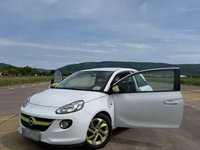 Brugt Opel Adam 69 HK (50 kW) 2013 Hvid Hatchback