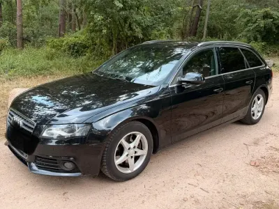 Gebraucht Audi A4 140 PS (102 kW) 2011 Schwarz Kombi