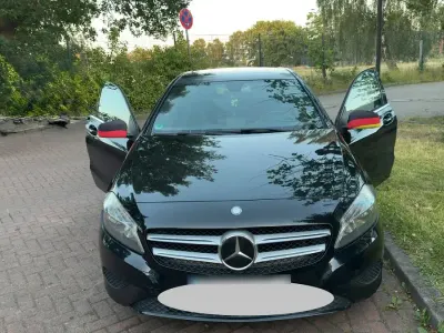 Gebraucht Mercedes A180 2014 Schwarz Kleinwagen