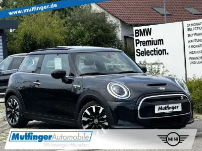 Gebraucht Mini Cooper SE 135 kW (184 PS) 2022 Schwarz Kleinwagen