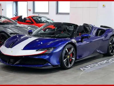 Gebraucht Ferrari SF90 779 PS (572 kW) 2021 Blau Cabrio