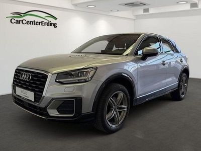 Silber Gebraucht 2020 Audi Q2 Design SUV | 18.990 € (Fairer Preis)