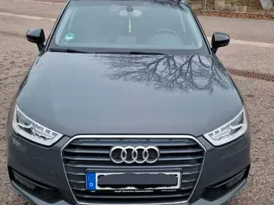 Gebraucht Audi A1 Sportback Design 82 PS (60 kW) 2018 Grau Kleinwagen