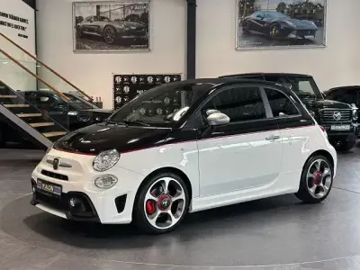 Gebraucht Abarth 595 Turismo 195 PS (143 kW) 2021 Scorpione schwarz bicolor Cabrio