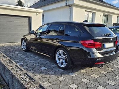 Gebraucht BMW 330 M Sport 258 PS (189 kW) 2015 Schwarz Kombi