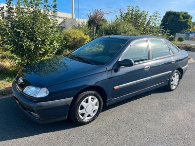 gebraucht Renault Laguna 1.8 90 PS EFH,PDC,