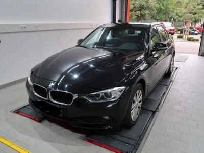 Gebraucht BMW 316 115 PS (84 kW) 2012 Schwarz Limousine