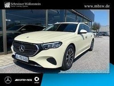 Unilack schwarz Gebraucht 2025 Mercedes E200 Avantgarde Kombi | 54.980 €