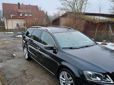 Schwarz Gebraucht 2011 VW Passat Highline Kombi | 7.550 €