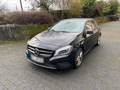 Schwarz Gebraucht 2013 Mercedes A200 Kleinwagen | 8.500 € (Fairer Preis)