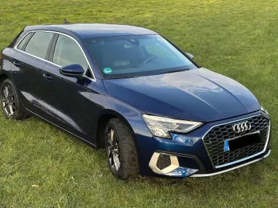 Używany Audi A3 Design 110 KM (80 kW) 2021 Niebieski Sedan/Limuzyna