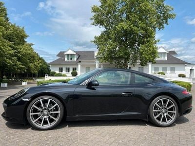 Porsche 911 Carrera