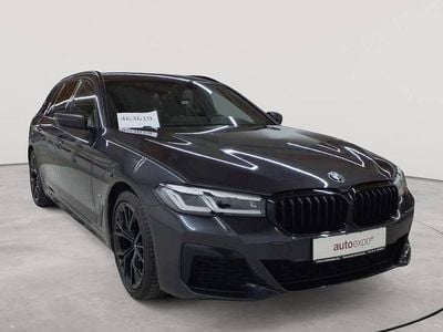 Sophistograu brillanteffekt metallic Gebraucht 2023 BMW 520 M Sport Kombi | 34.090 € (Guter Preis)