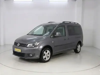 Używany VW Caddy Maxi Edition 102 KM (75 kW) 2013 Szary Minivan