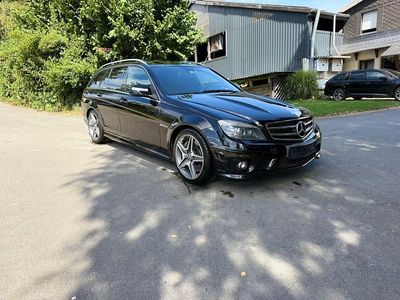 Mercedes C63 AMG