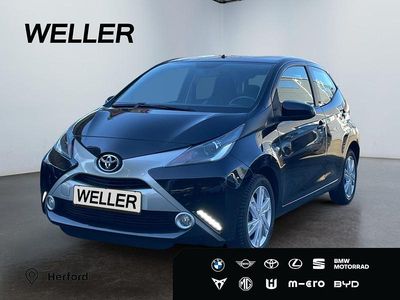 Usata Toyota Aygo X-play 69 CV (50 kW) 2017 Nero Utilitaria