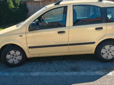 Gebraucht Fiat Panda 70 PS (51 kW) 2011 Gelb Kleinwagen