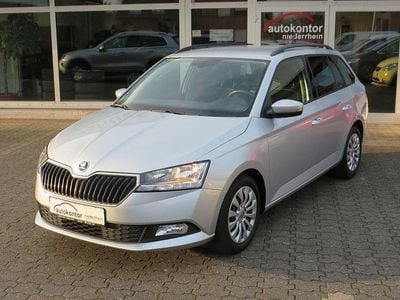 Gebraucht Skoda Fabia Ambition 95 PS (69 kW) 2022 Silber Kombi
