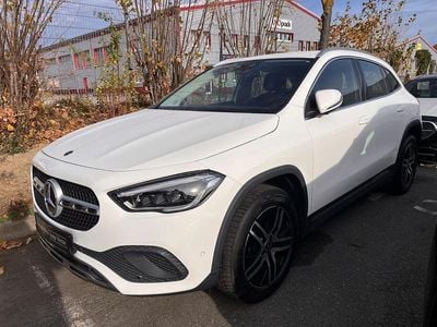 Mercedes GLA200