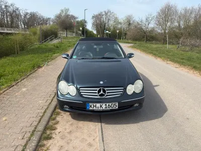 Używany Mercedes CLK240 170 KM (125 kW) 2004 Niebieski Kabriolet