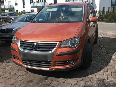 VW Touran Cross