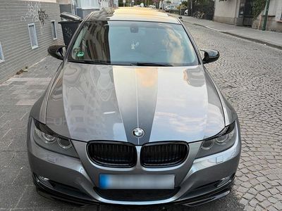 Usata BMW 320 184 CV (135 kW) 2011 Grigio Station wagon